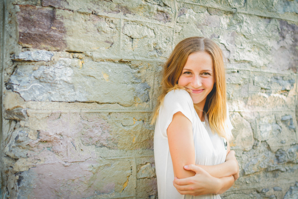 Teen photo shoot | Logan Utah Photographer | Cache Valley photographer | traveling photographer | bus conversion family | local carpenter | fun shoot with friends