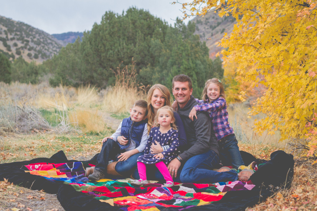 family portraits | family photographer | utah photographer | cache valley photographer | traveling photographer living on a bus | vintage bus conversion | family of 7 | bingham family | fall family pictures