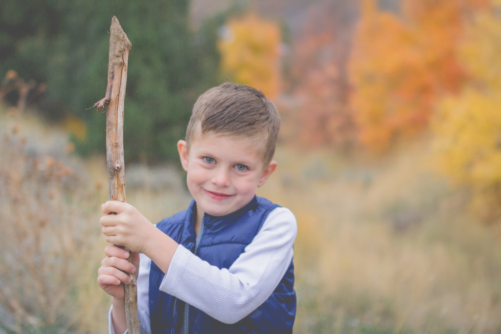 family portraits | family photographer | utah photographer | cache valley photographer | traveling photographer living on a bus | vintage bus conversion | family of 7 | bingham family | fall family pictures