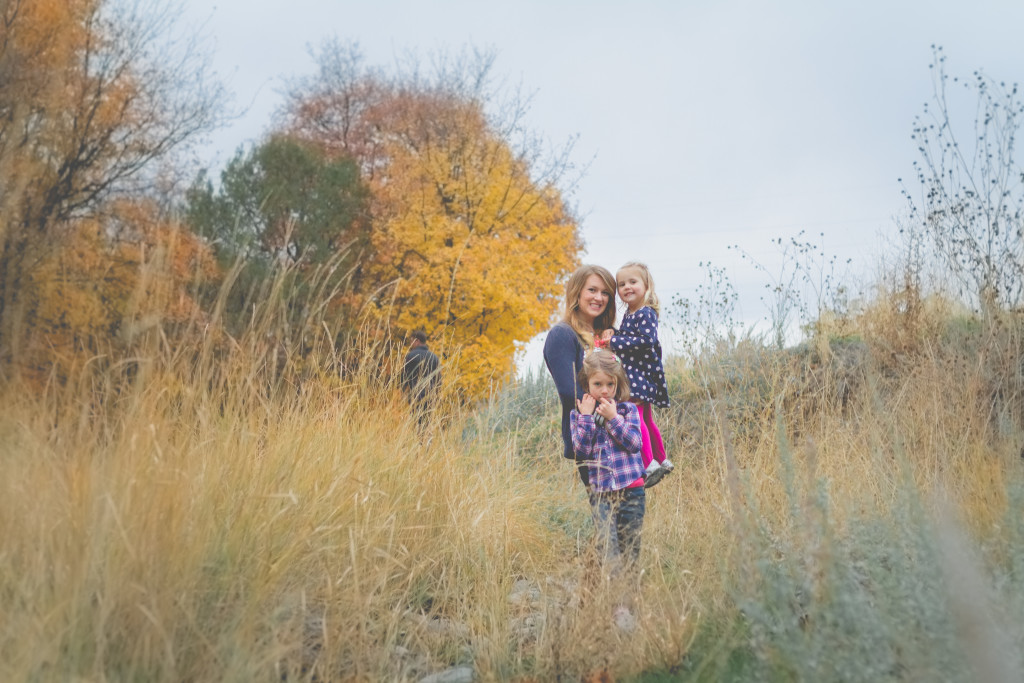 family portraits | family photographer | utah photographer | cache valley photographer | traveling photographer living on a bus | vintage bus conversion | family of 7 | bingham family | fall family pictures