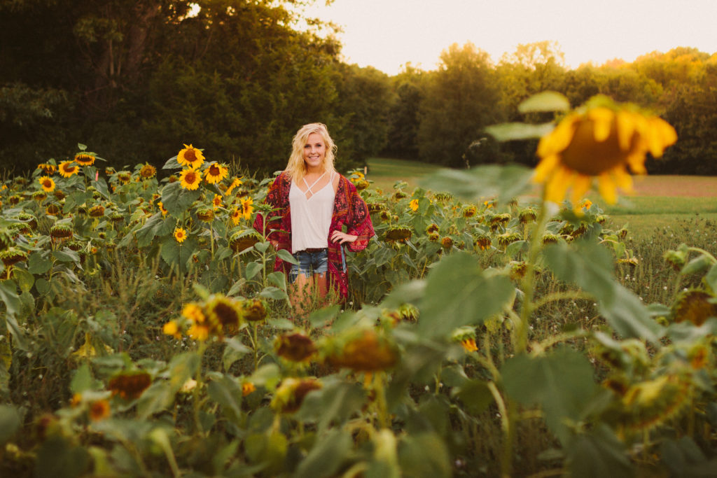 mini sessions | christmas card | family portraits | family photographer | traveling photographer living on a bus | vintage bus conversion | family of 7 | fall family pictures | west michigan photographer | michigan Photographer | south haven photographer | Caledonia photographer | Hastings photographer | south haven photographer | allegan high school | class of 2017