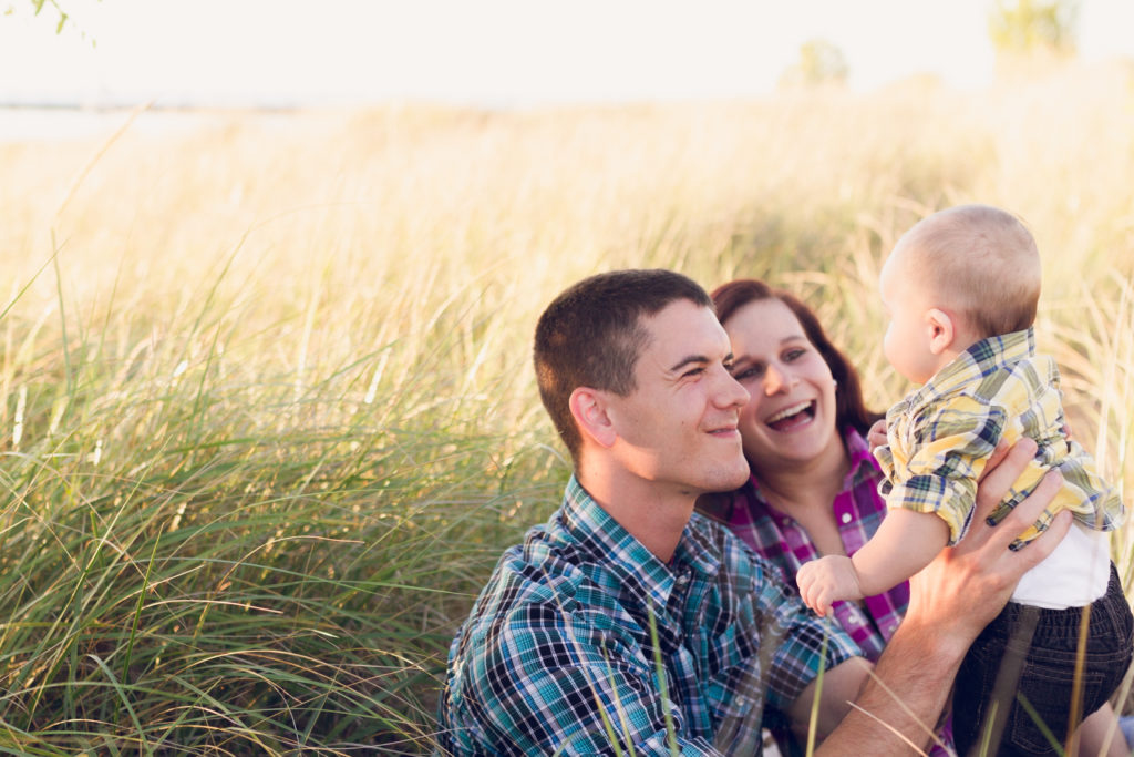 mini sessions | christmas card | family portraits | family photographer | traveling photographer living on a bus | vintage bus conversion | family of 7 | fall family pictures | west michigan photographer | michigan Photographer | south haven photographer | Caledonia photographer | Hastings photographer | south haven photographer | allegan high school | class of 2017