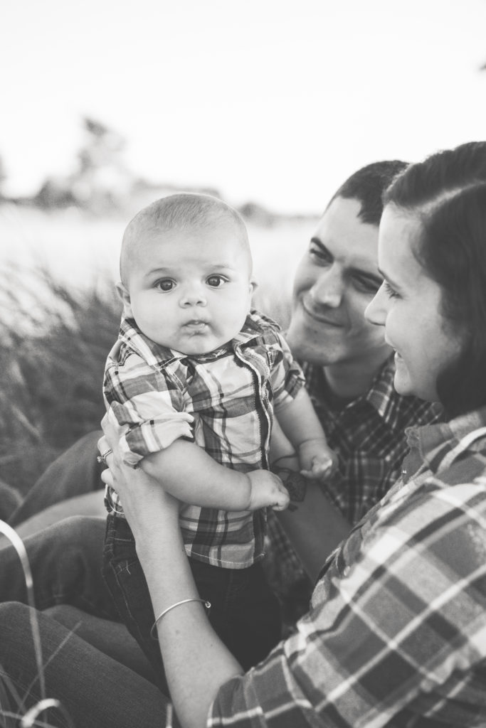 mini sessions | christmas card | family portraits | family photographer | traveling photographer living on a bus | vintage bus conversion | family of 7 | fall family pictures | west michigan photographer | michigan Photographer | south haven photographer | Caledonia photographer | Hastings photographer | south haven photographer | allegan high school | class of 2017