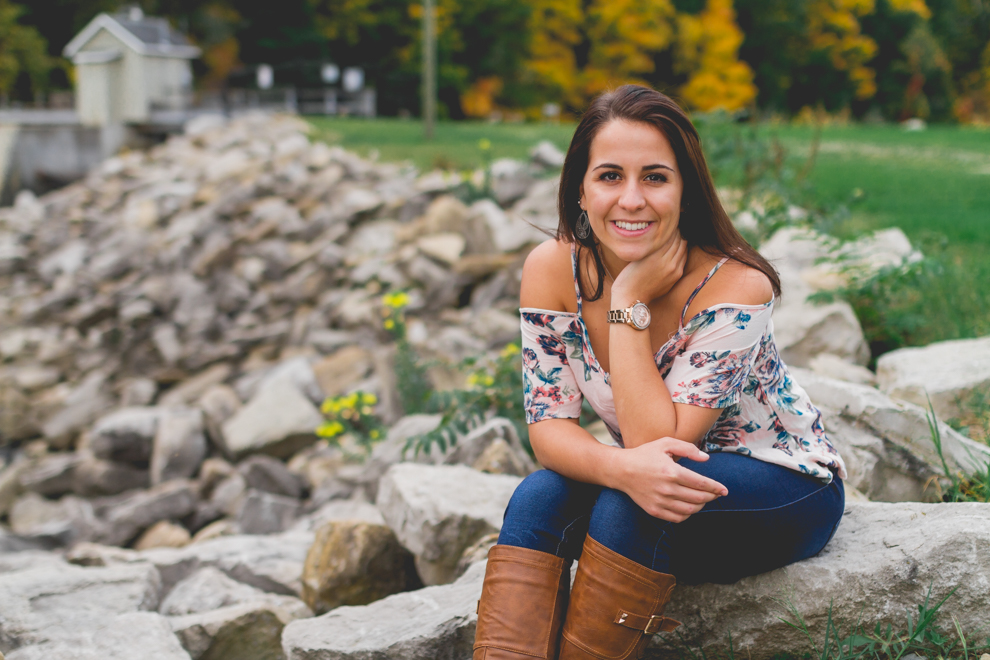 mini sessions | christmas card | family portraits | family photographer | traveling photographer living on a bus | vintage bus conversion | family of 7 | fall family pictures | west michigan photographer | michigan Photographer | south haven photographer | Caledonia photographer | Hastings photographer | south haven photographer | allegan high school | class of 2017