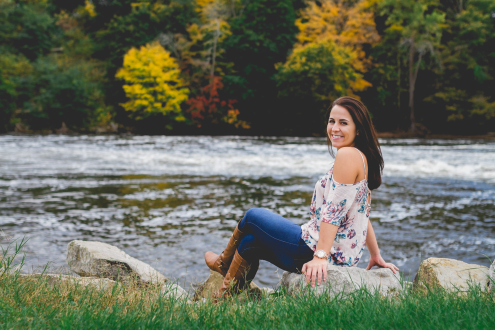 mini sessions | christmas card | family portraits | family photographer | traveling photographer living on a bus | vintage bus conversion | family of 7 | fall family pictures | west michigan photographer | michigan Photographer | south haven photographer | Caledonia photographer | Hastings photographer | south haven photographer | allegan high school | class of 2017