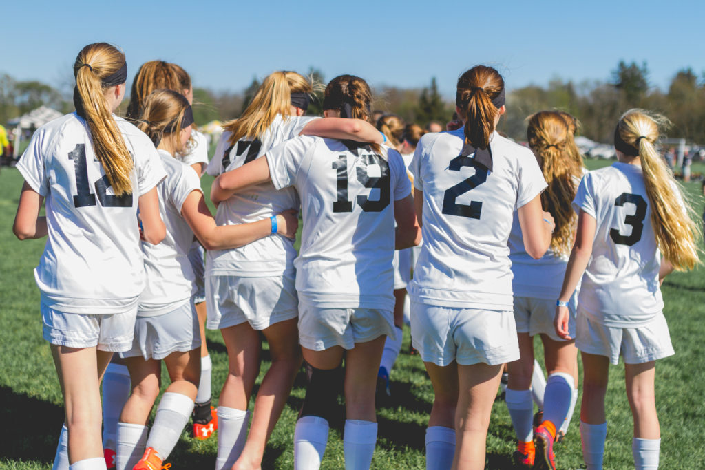 allegan soccer | allegan photographer | senior portraits | crusaders cup