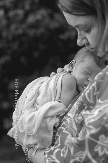 sweet mama and baby moments captured